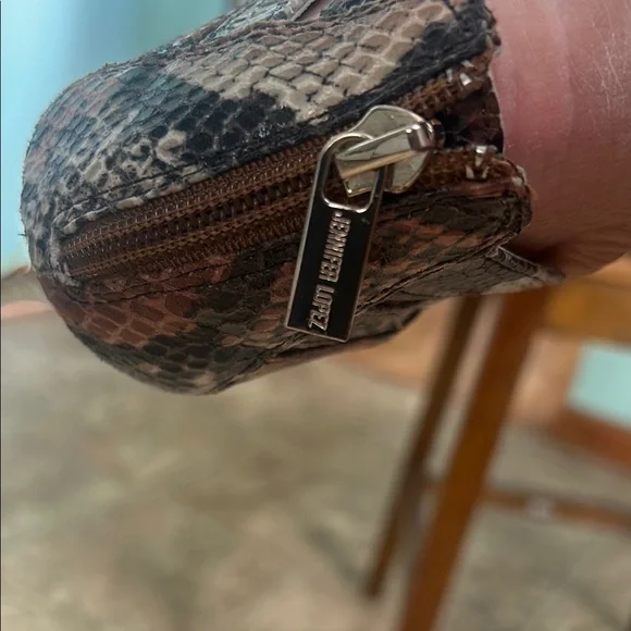 NWOT Stylish Snakeskin Stiletto Heels - Picture 8 of 13